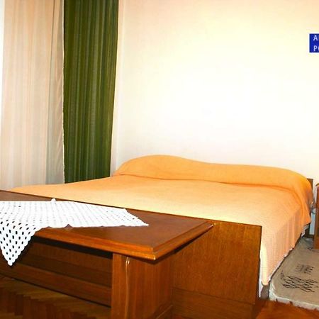 Apartment Dubravka Podgora Ngoại thất bức ảnh